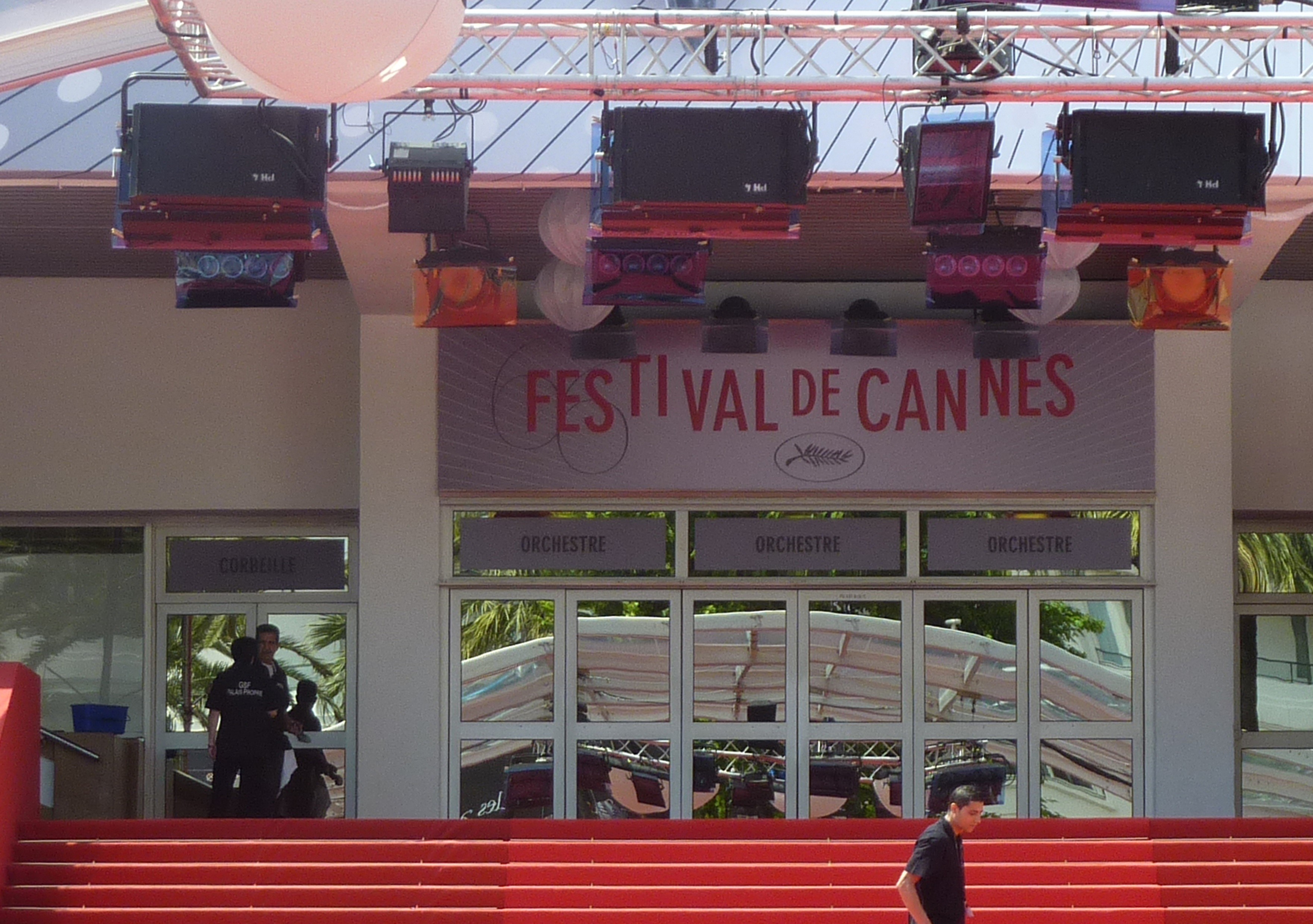 Najpiękniejsze kreacje na festiwalu Cannes